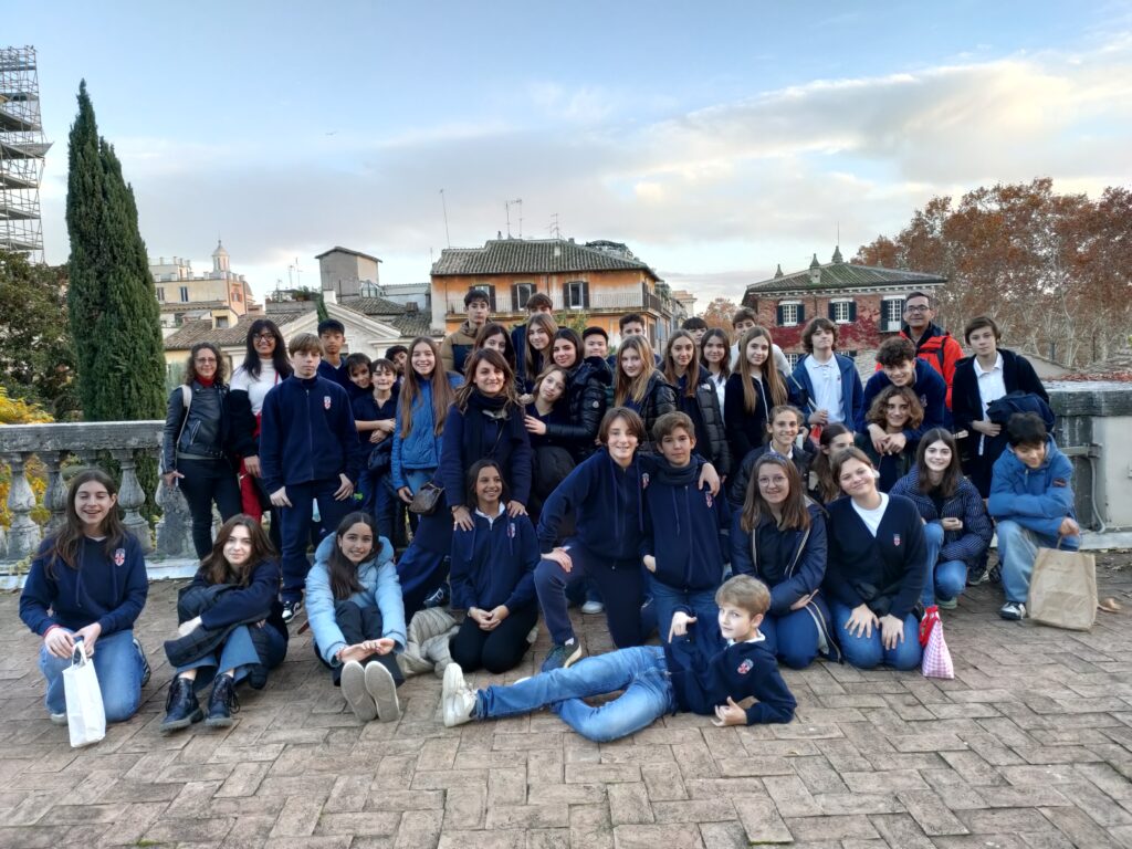 Les élèves de 4e à l'Ambassade de France à Rome
